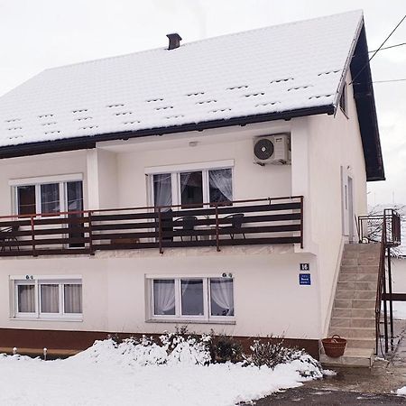 Apartman Sofia Otočac Exteriör bild