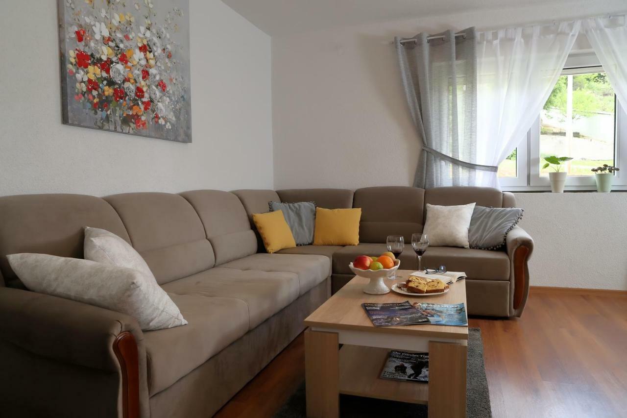 Apartman Sofia Otočac Exteriör bild
